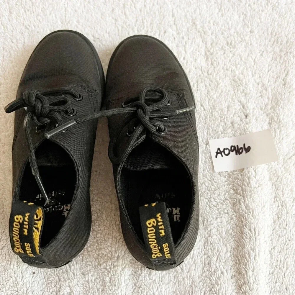 Dr. Doc Martens Kids Unisex 13 Black Santanita J Canvas Shoes Sneakers Lace Up
